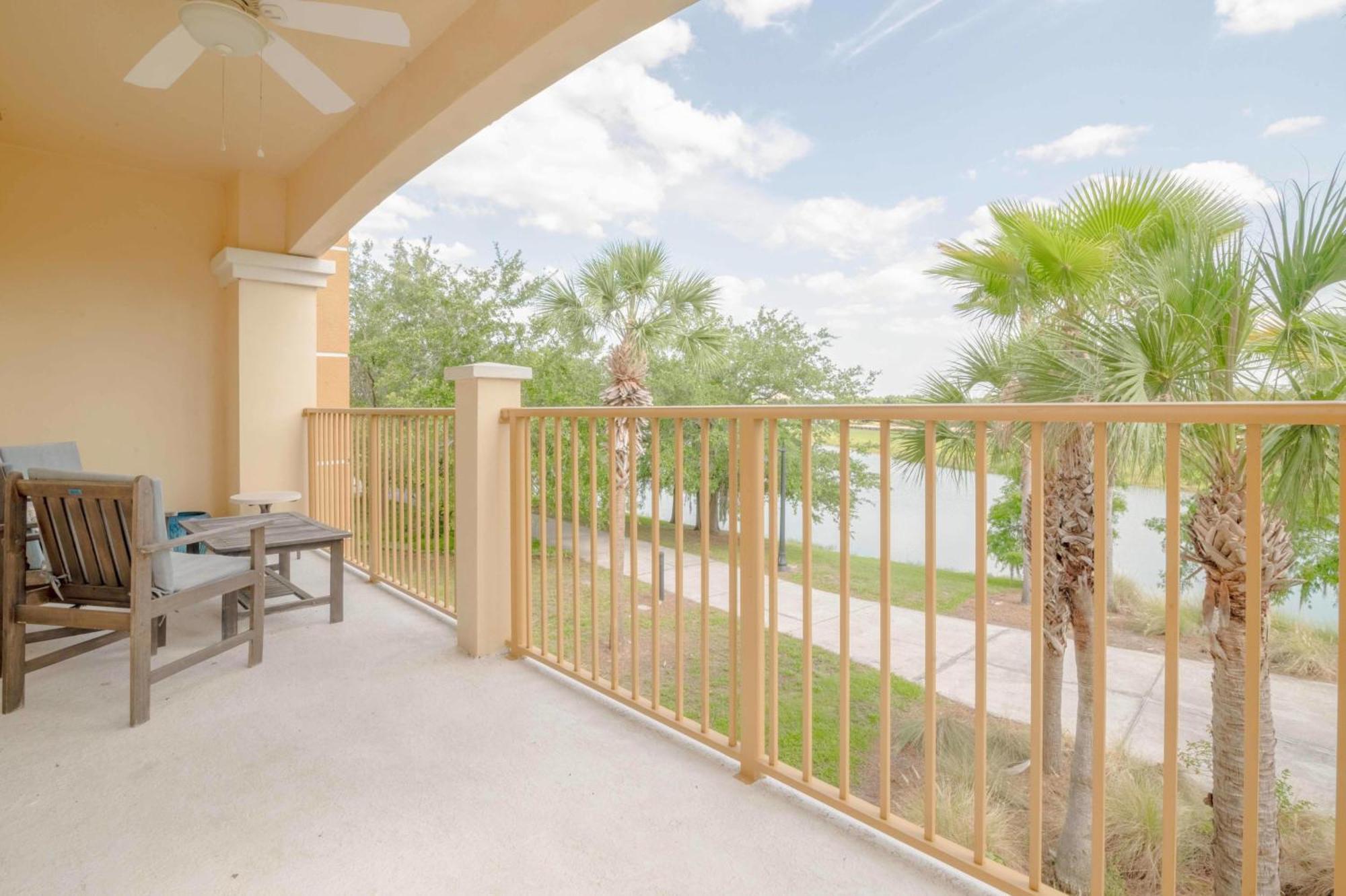 New! Sensational Vista Cay Lake View Escape Near All Theme Parks Walk To The Convention Center And Int'L Drive Villa Orlando Exterior photo