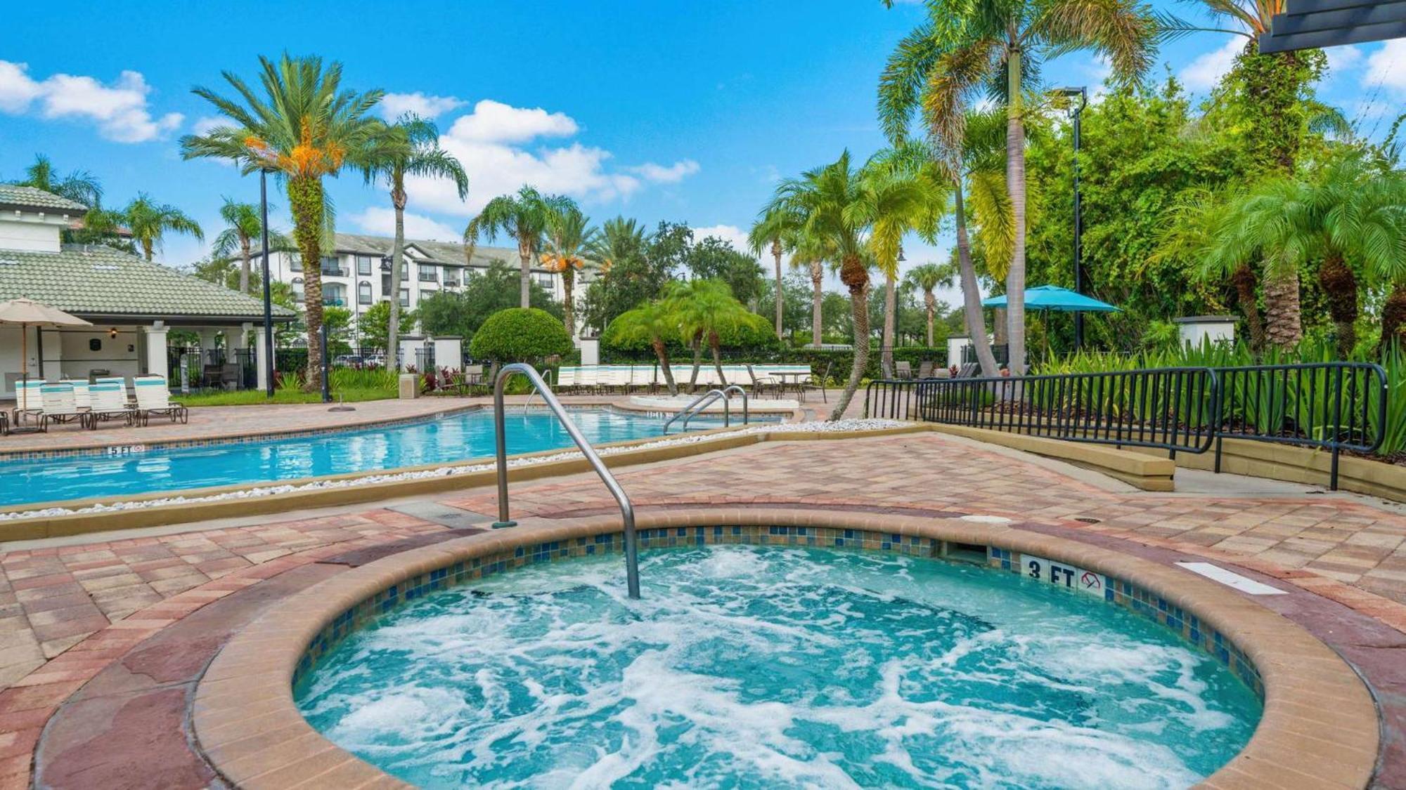 New! Sensational Vista Cay Lake View Escape Near All Theme Parks Walk To The Convention Center And Int'L Drive Villa Orlando Exterior photo